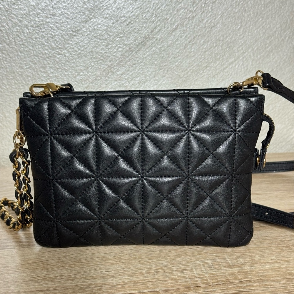 Vince Camuto Doyle Black Leather Quilted Small Crossbody Bag Wristlet Purse - Picture 5 of 11